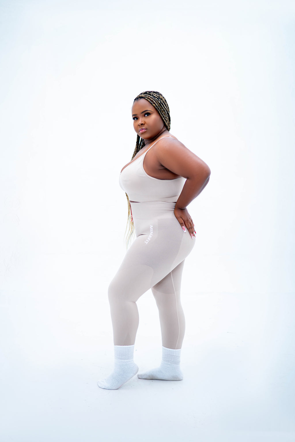 SEAMLESS CAMISOLE SET