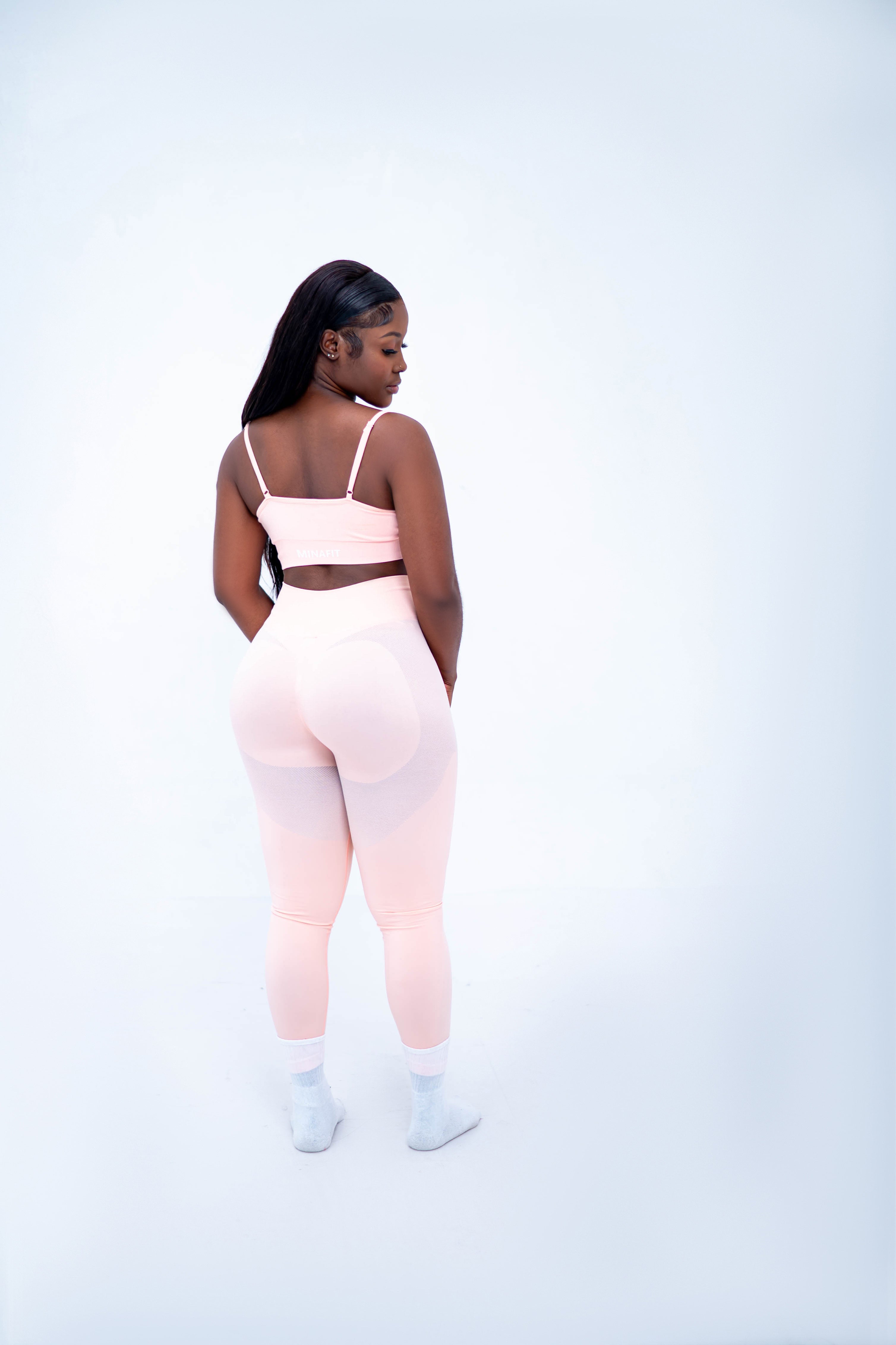 SEAMLESS CAMISOLE SET