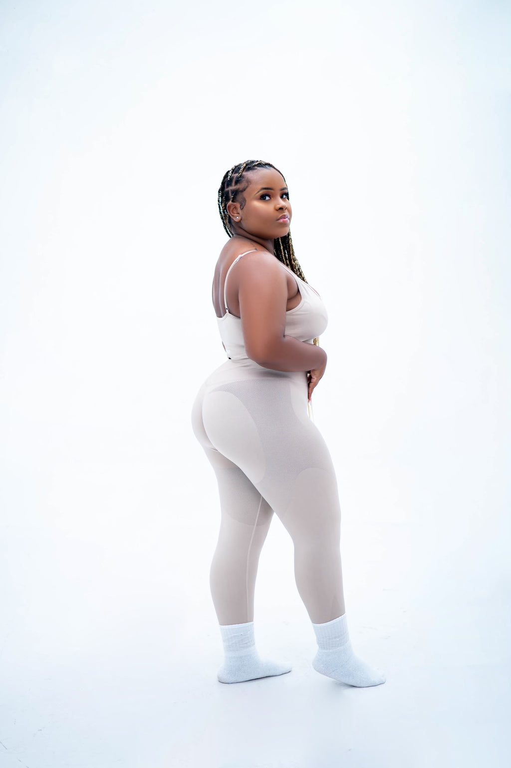 SEAMLESS CAMISOLE SET